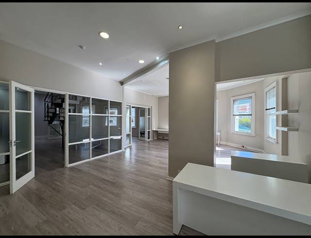232M² OFFICE TO LET IN CAPE TOWN CITY CENTRE